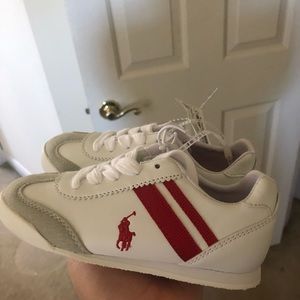 Kids sneakers